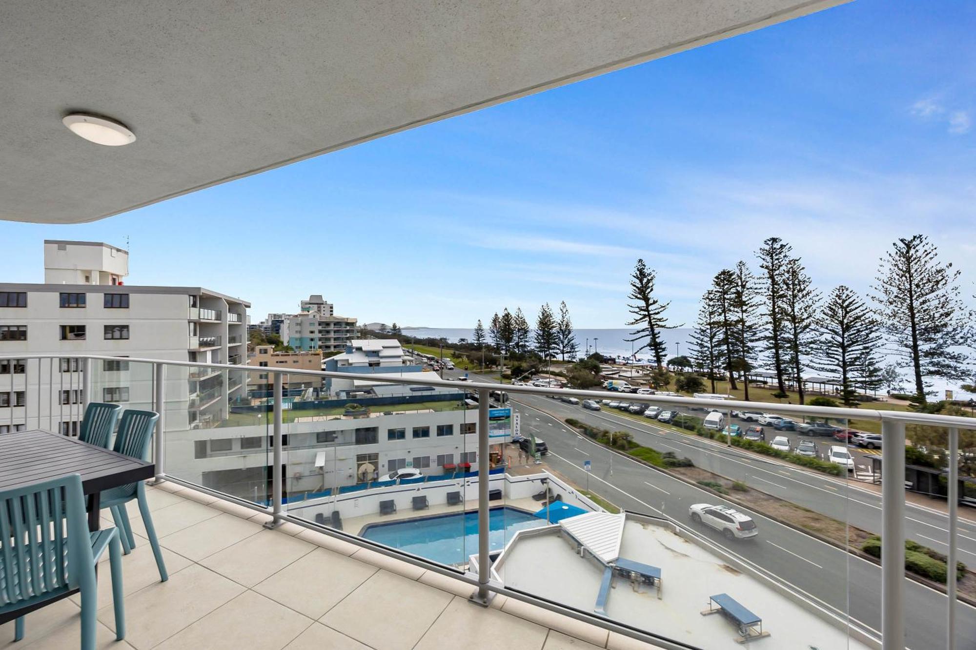 Mandolin Beachfront Resort Alexandra Headland Luaran gambar