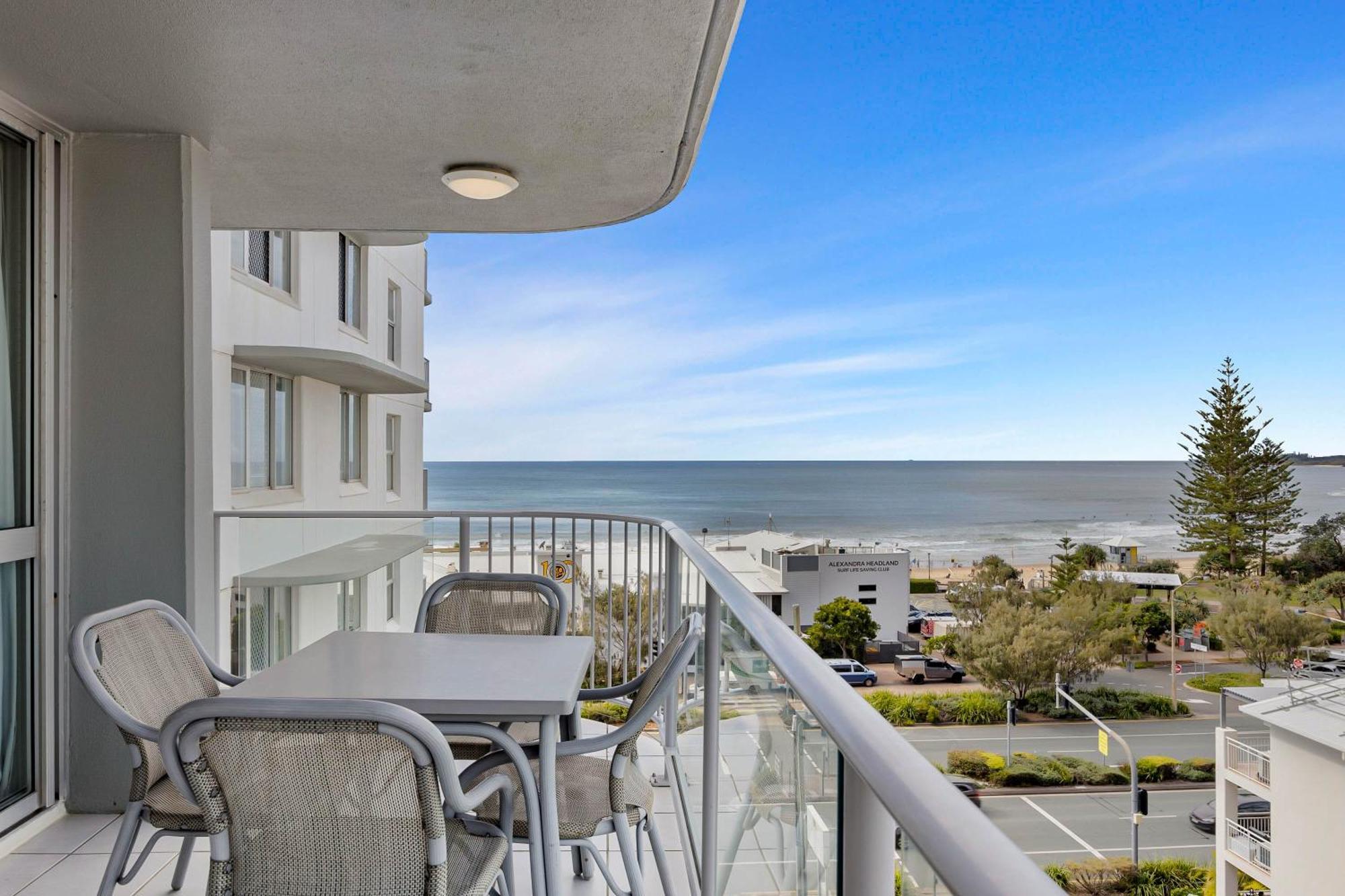 Mandolin Beachfront Resort Alexandra Headland Luaran gambar